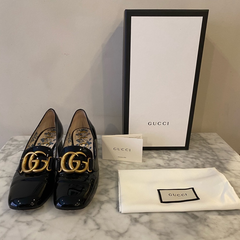 Gucci Victoire Double G Logo Pumps